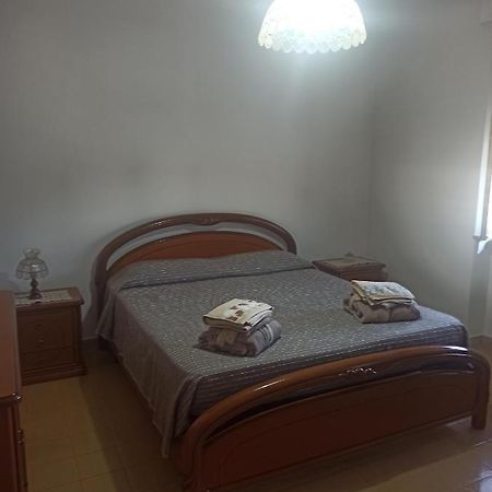 La Casa Di Rita Apartment Sulmona Luaran gambar